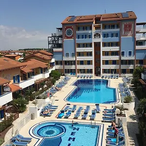 Villaggio Hemingway - Family Aparthotel Caorle
